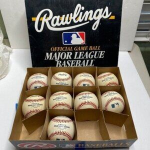10/09 NEW Rawlings Official Major League Baseball Red Case Set Of 9 Balls